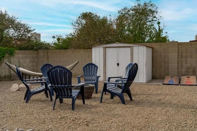 Desert Oasis With Pool And Games Phoenix United States