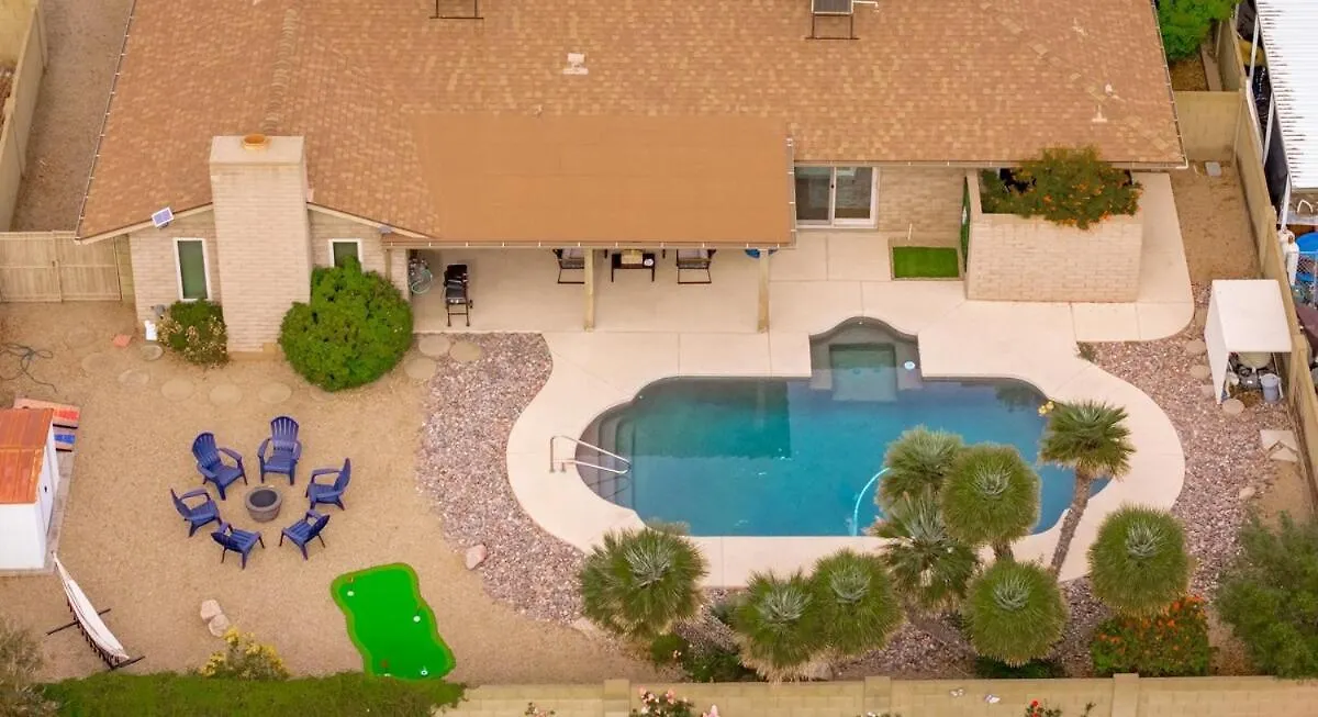 Desert Oasis With Pool And Games Phoenix 0*,
